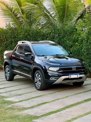FIAT TORO 2.0 16V TURBO DIESEL VOLCANO 4WD AT9 FIAT TORO 2.0 16V TURBO DIESEL VOLCANO 4WD AT9